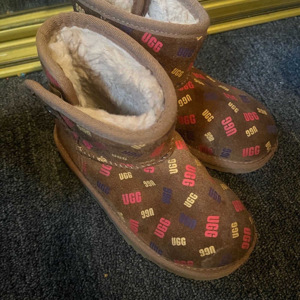 UGG Multicolor Logo Suede Boots